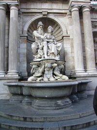 Jedna z mnoha heraldik vídeňských paláců