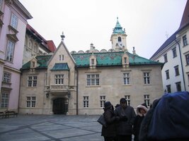 Stará radnice z Primaciálního náměstí