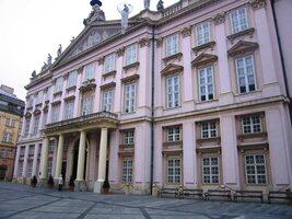 Primaciální (arcibiskupský) palác