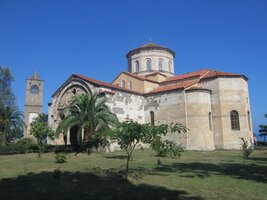 Tady v plné kráse i se zvonicí