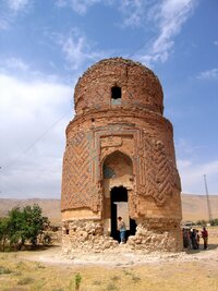 Ještě ta hrobka, ale že je krásná?