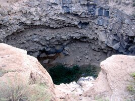 Krasový propad, označovaný za meteorický kráter