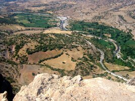 Koryta horských řek pod Arsameyi