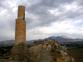 Zbytky seldžucké měšity na Vanské skále