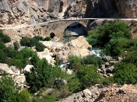 Další most v horách pod Nemrut Dagi