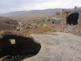 Rozsáhlé historické seldžucké pevnostní město Hasanteyf