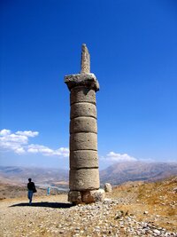 Nejvyšší sloup v Karakuši