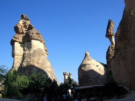 Tufové seskupení potvor