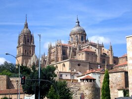 Vaia con Dios, Catedrales !