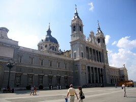 Katedrálam Seňora Nostra de Almudena