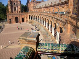 I shora je to balada