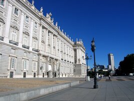 Pohled od Palacio Real k Plaza de Espaňa