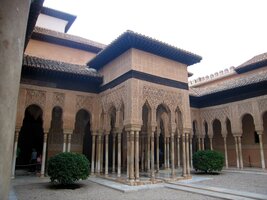 Levá část Lvího dvora