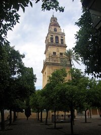 Zvonice Alminar, dříve minaret