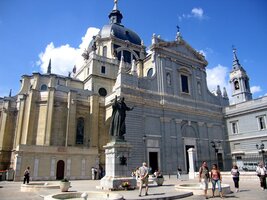 Malé nádvoří katedrály