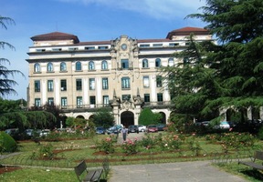 Tahle je na univerzitu Campos Sur Universitario