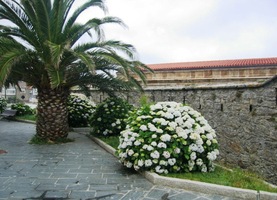 postavené nejspíš v obavě před piráty