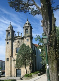 a velkou sochou sv.Františka z Assisi