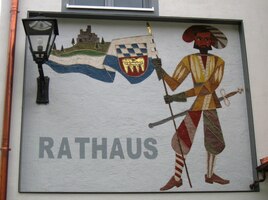 Prošli jsme kolem radnice