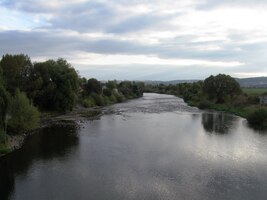Tady nad Berounkou jsme startovali druhou etapu