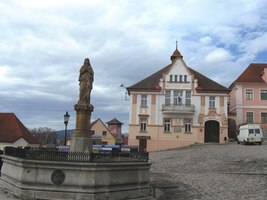 Náměstí v Nepomuku možná sami poznáte -