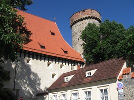 a kolem hradu Kotnova