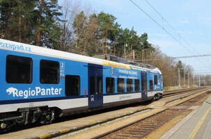 22.3.2014 Slunečné ráno v zastávce Hluboká/Vltavou město