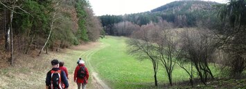 a pak začali pozvolna stoupat