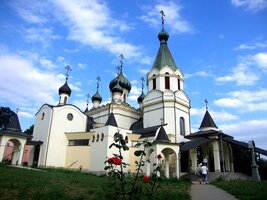 A tohle je úplně nový pravoslavný chrám