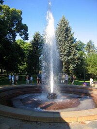 za místním světoznámým gejzírem