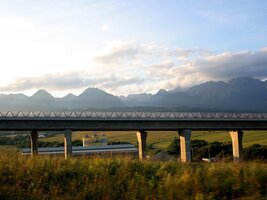 A pak už jedeme vlakem pod Tatrami domů