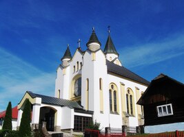 Dnes je volný den, ale my jdeme do světa