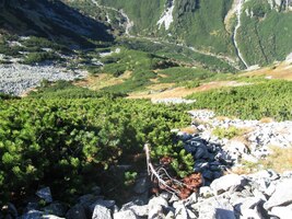 Pod námi zůstalo sedlo nad vodopády