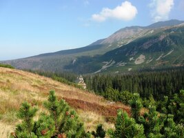 a tak pospícháme k schronisku Murowaniec