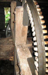 Jsou tu bývalé mlýny