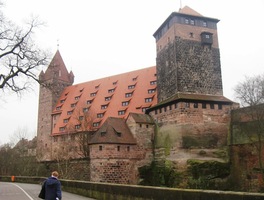 a mohutné až nedobytné