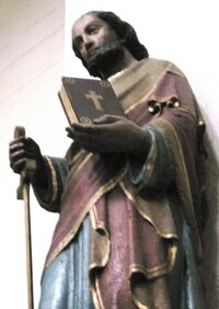 Zde je konečně ON - patron kostela