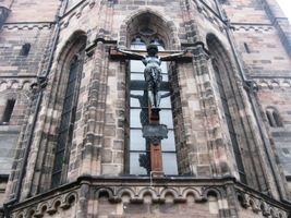 Pieta na ní je mohutná a působivá