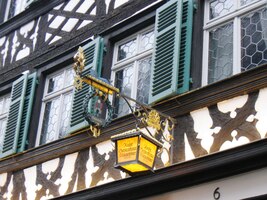 a zejména tento dům je velice přítažlivý