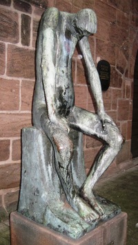 a truchlícího Joba vně