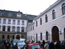 a je součástí klášterního komplexu svatého Jimrama