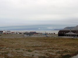 na 78 st. 13 min. severní šířky,