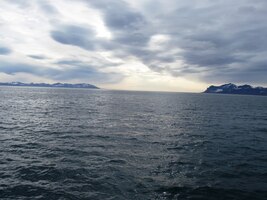 a oblaka zase rozehrála svou pestrou hru