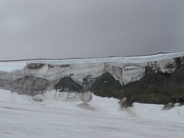 Pod ledopády nám však úsměv ztvrdnul