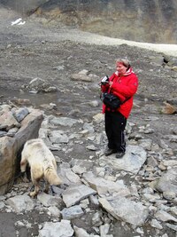 Míša si fotí fenu Blanche,