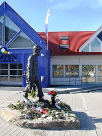 Tady je socha horníka