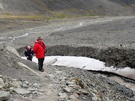 a tak s ním bez obav stoupáme vzhůru
