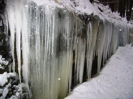 Obyčejné rampouchy to ale rozhodně nejsou