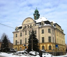 stejně jsko řada místních paláců