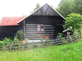 až na nejvyšší kótu slovenských Javorníků - Chotárný vrch